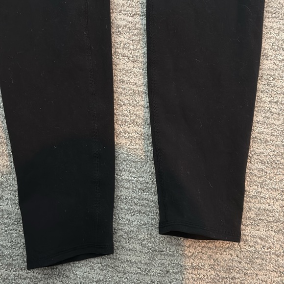 ALO Black Leggings large - Picture 3 of 6